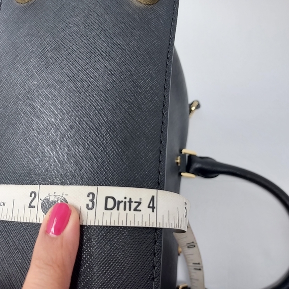 Michael Kors Black Shoulder Bag Purse - Picture 13 of 16